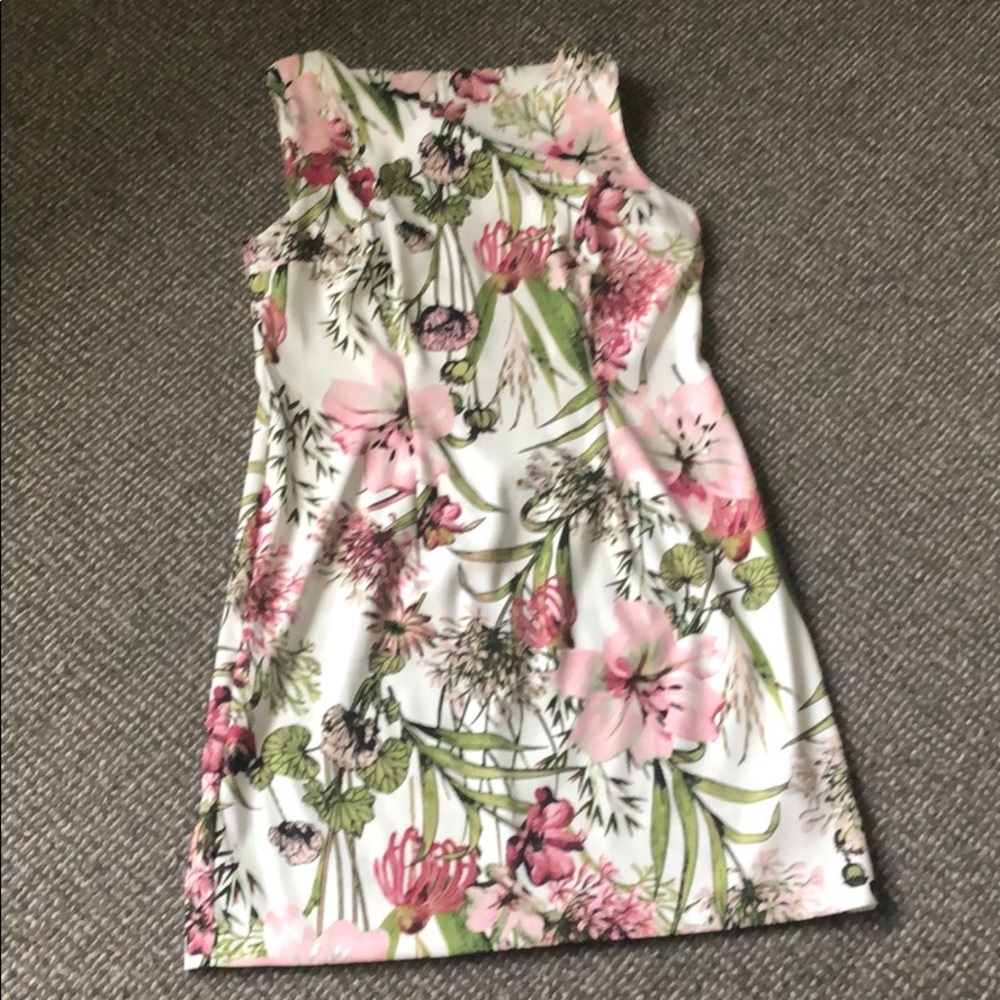 Sheath dress